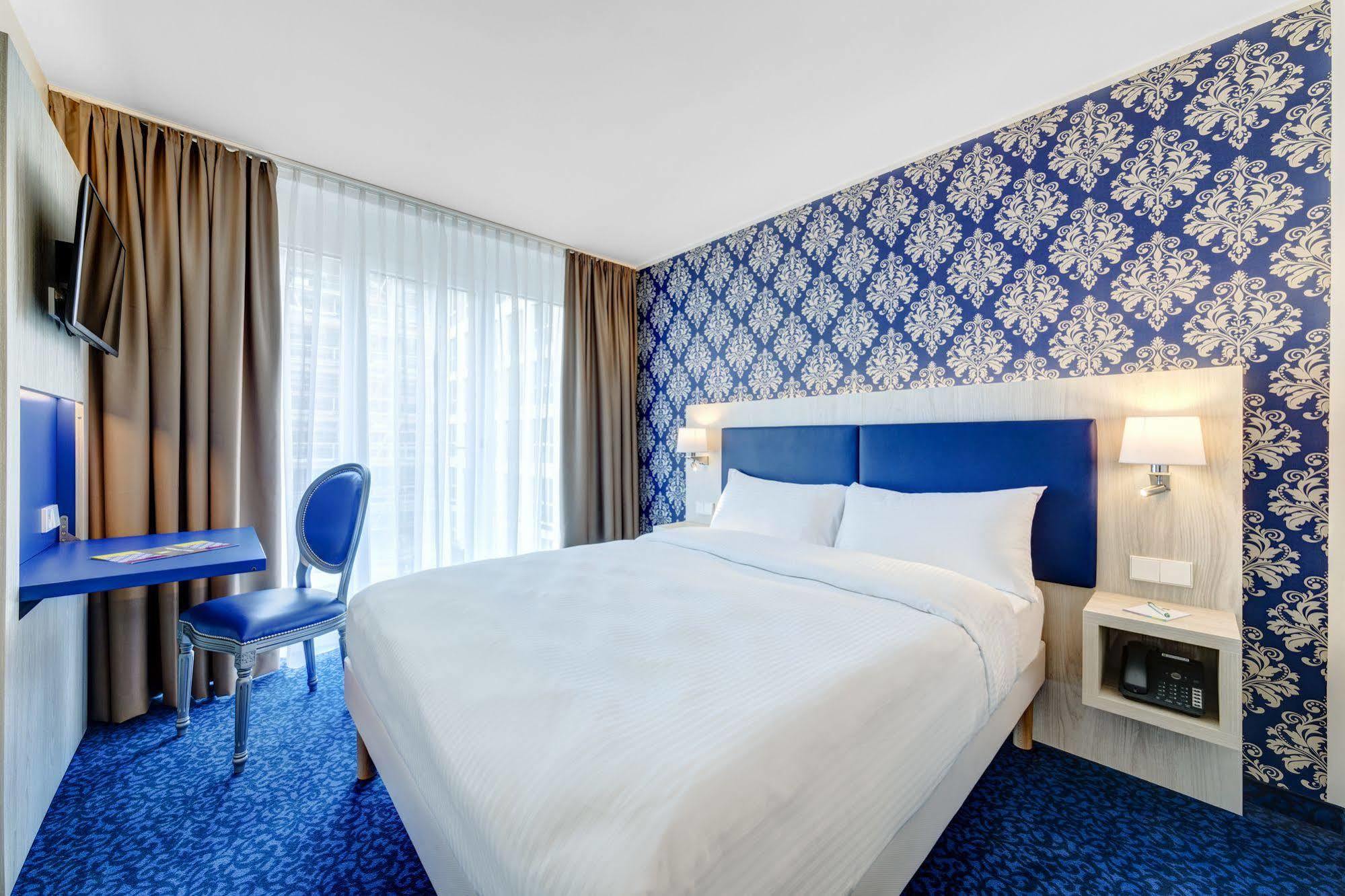 Отель Ibis Styles Rastatt Baden-Baden Экстерьер фото